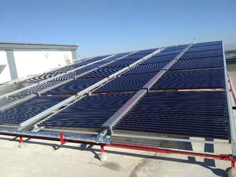 伊犁察布查尔县某单位25吨太阳能集热工程